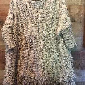 UMGEE SWEATER